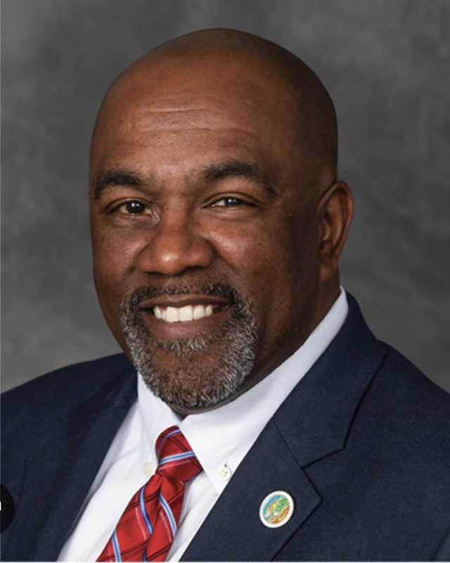 Headshot portrait of Jonathan L. Young
